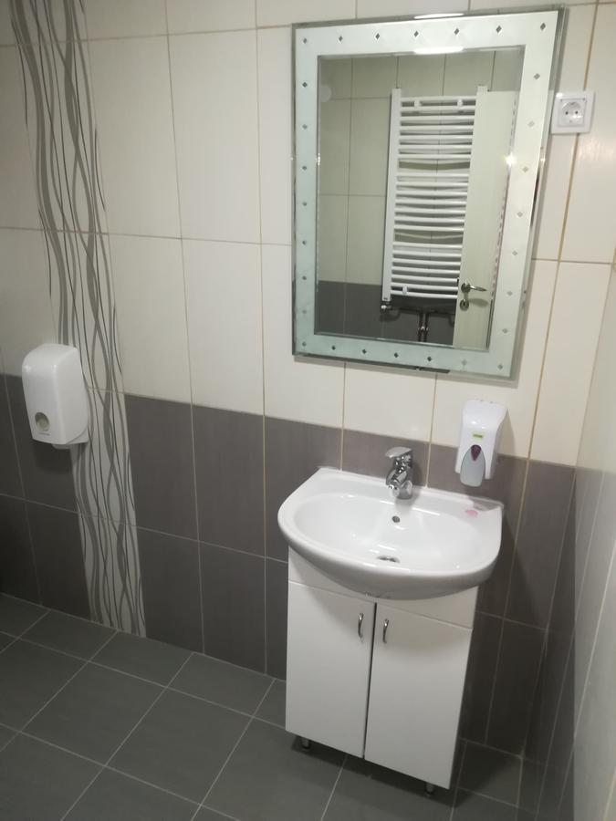 Karavan 123 Raska Экстерьер фото