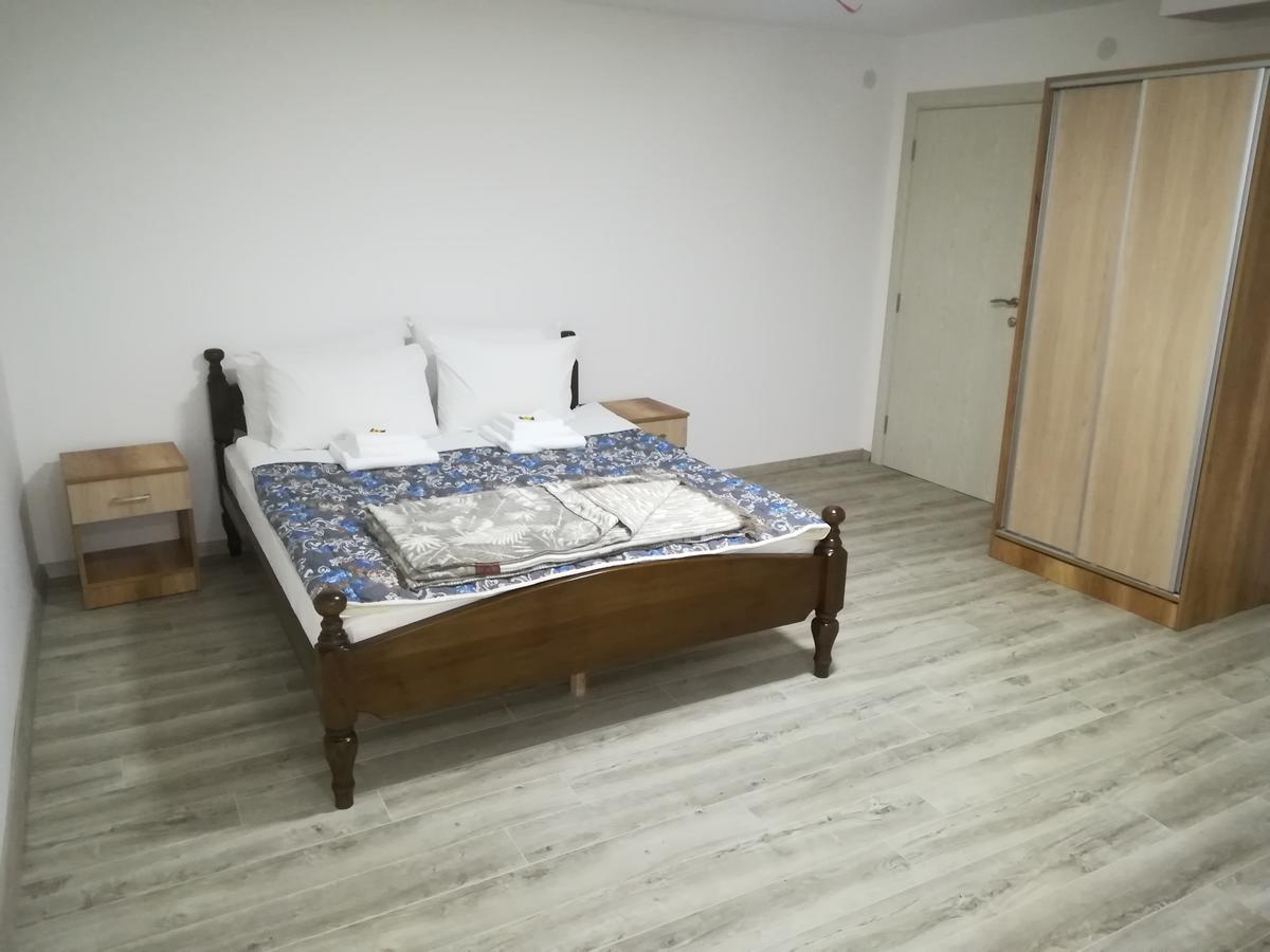 Karavan 123 Raska Экстерьер фото