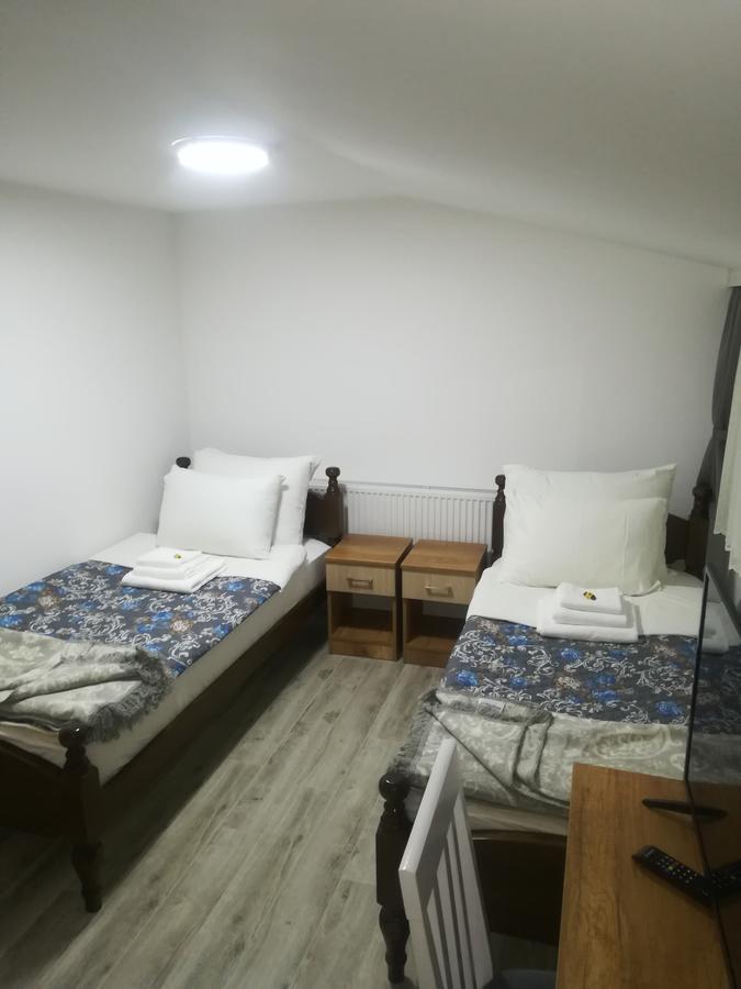 Karavan 123 Raska Экстерьер фото