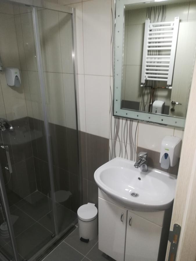 Karavan 123 Raska Экстерьер фото