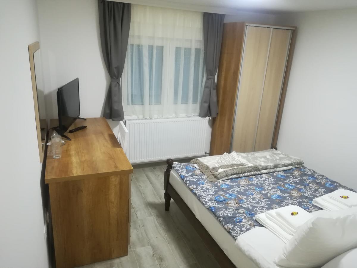 Karavan 123 Raska Экстерьер фото